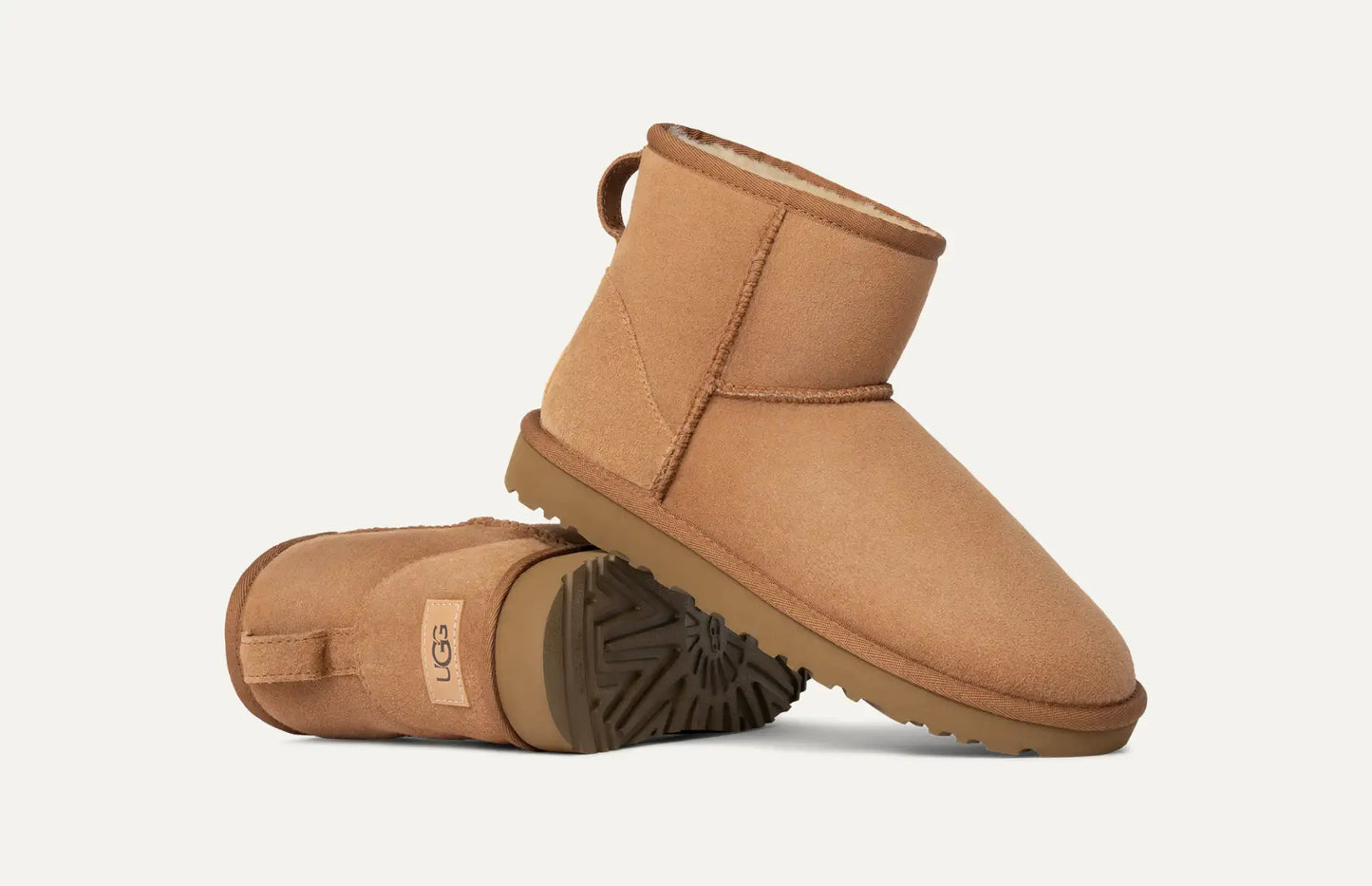UGG Women's Classic Mini II Chestnut