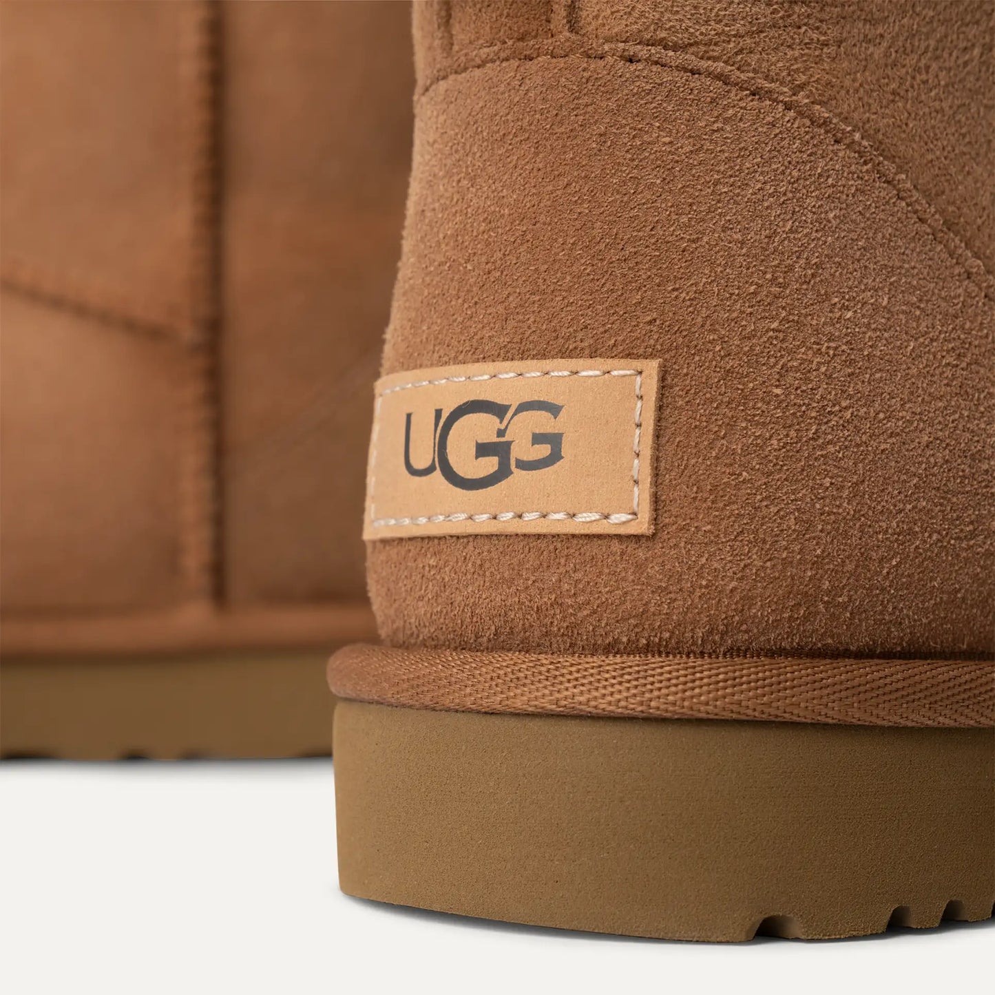 UGG Women's Classic Mini II Chestnut