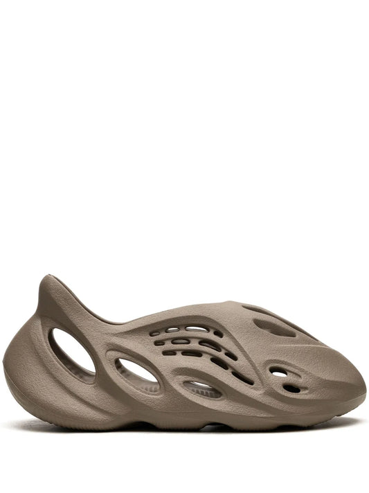 Yeezy Foam Runner Stone Taupe