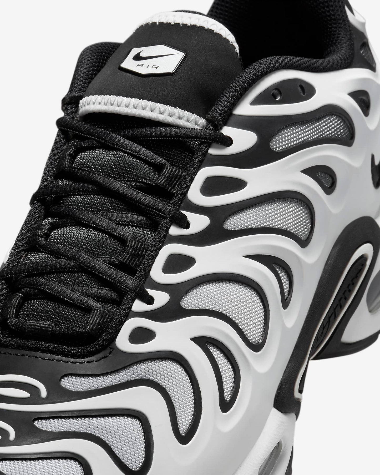 Nike Air Max Plus Drift Black White