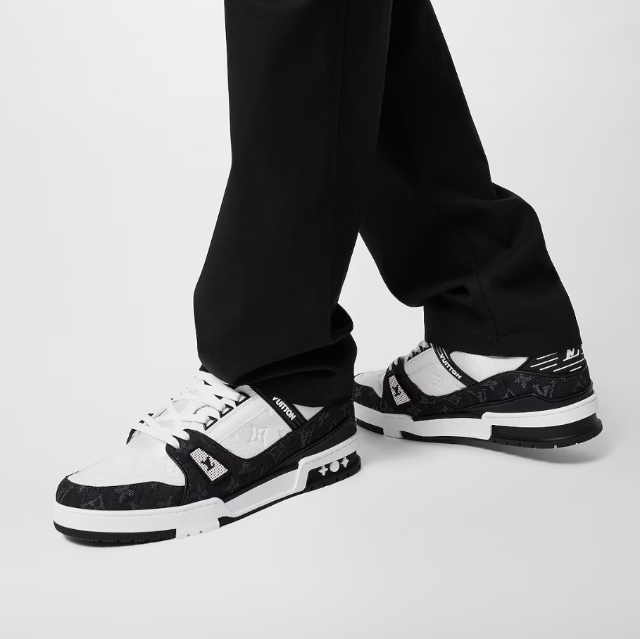 Louis Vuitton Trainer Black