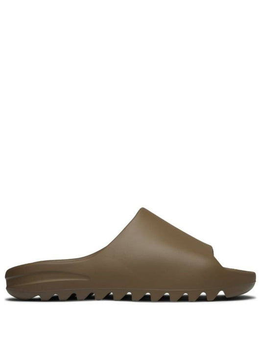 Yeezy Slides Earth Brown