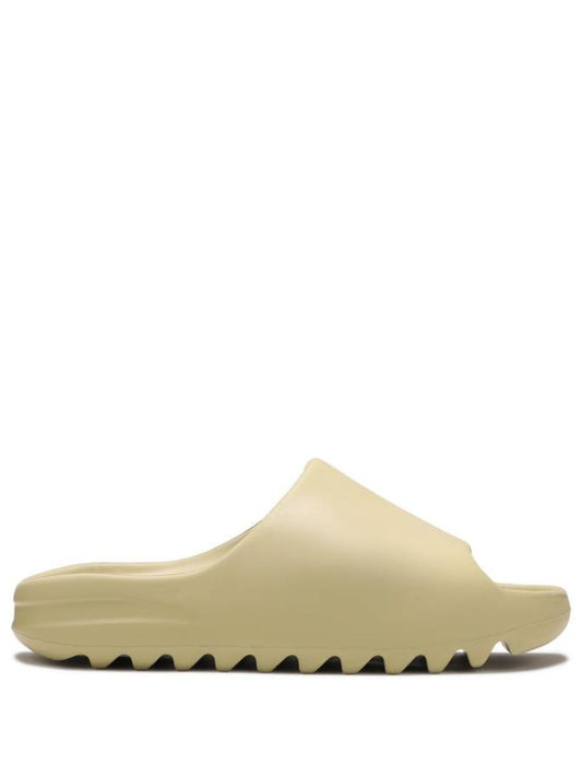 Yeezy Slides Resin 2021