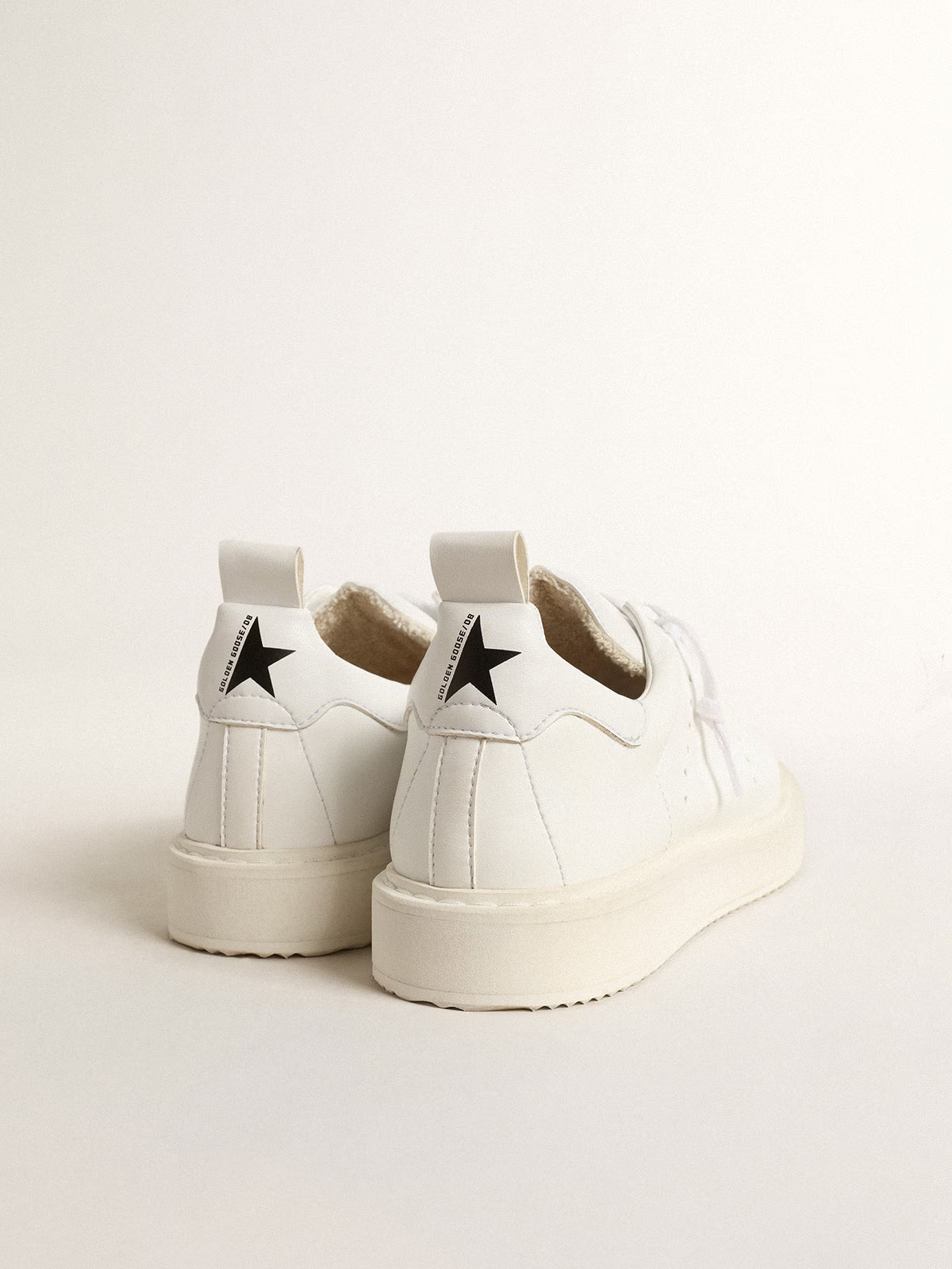 Golden Goose Starter bio-based with white star and heel tab