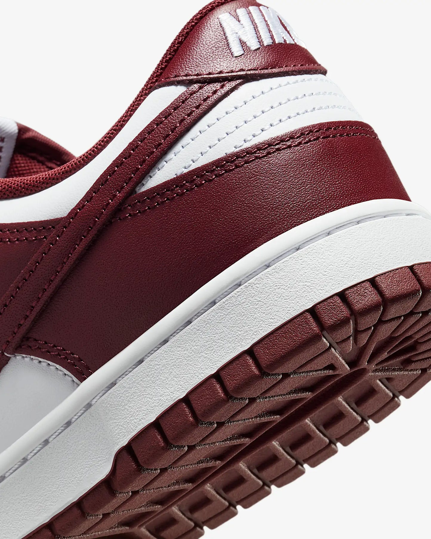 Nike Dunk Low Retro Dark Red