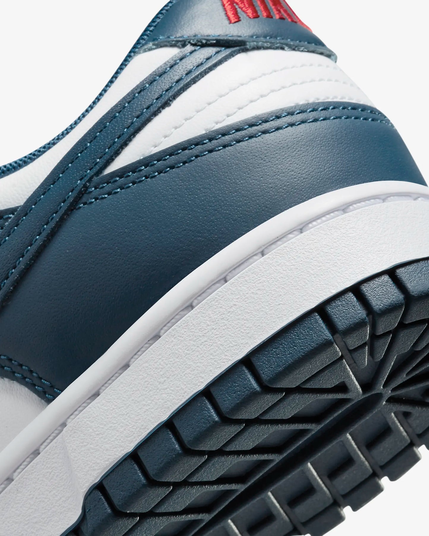 Nike Dunk Low Retro Blue