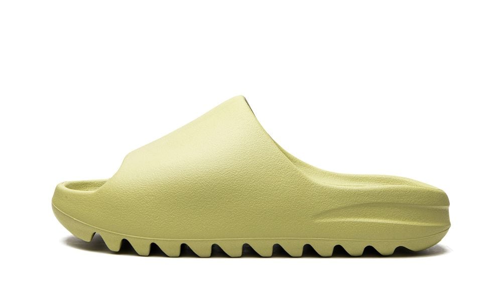 Yeezy Slides «Resin 2022»