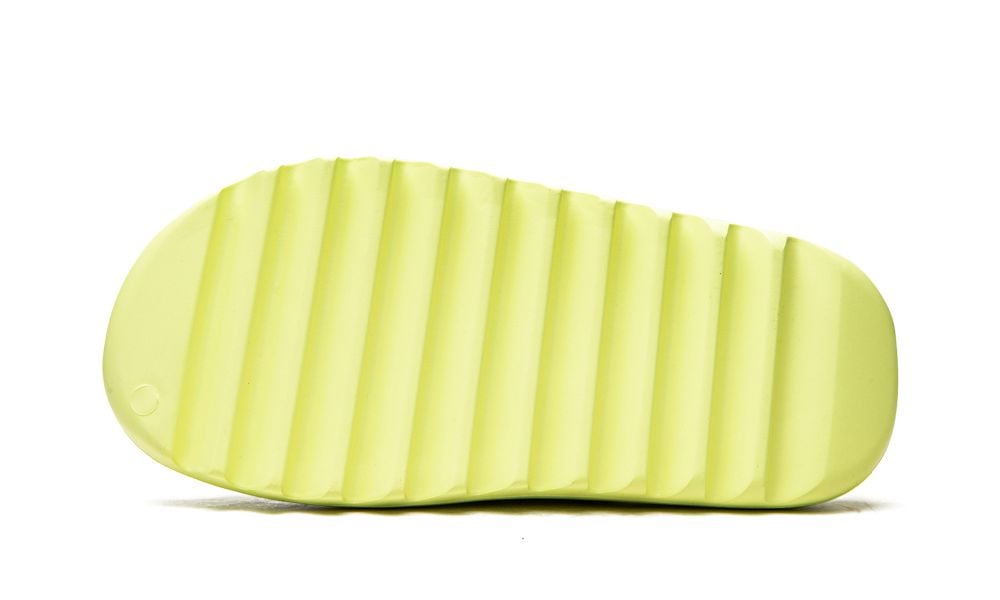 Yeezy Slides «Glow»