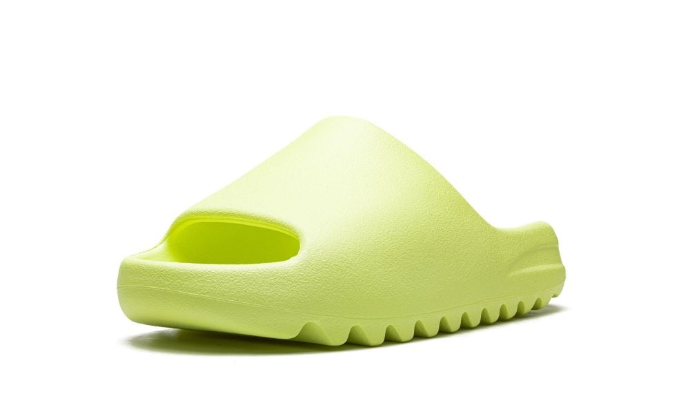 Yeezy Slides «Glow Green 2022»
